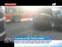 Inconştienţa unui şofer putea să provoace o tragedie de proporţii pe un drum naţional din Sălaj. S-a ciocnit cu o altă maşină iar alţi 8 au avut nevoie de asistenţă medicală