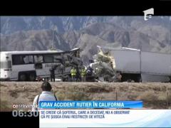 ACCIDENT CUMPLIT pe o autostradă din California: 13 morţi şi peste 30 de răniţi