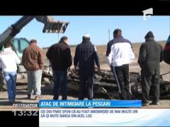 Atac în stil mafiot în Tulcea. Doi fraţi pescari s-au trezit cu barca făcută scrum