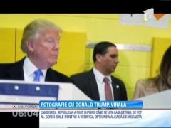 O fotografie cu Donald Trump la secţia de vot a devenit virală