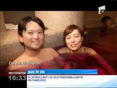 În Japonia a avut loc tradiţionala baie în vin franţuzesc
