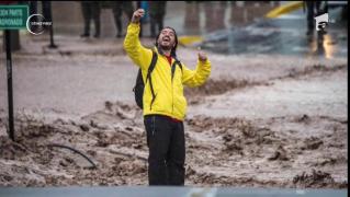 Un selfie la limita supravieţuirii