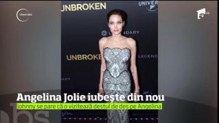 Angelina Jolie se iubeşte cu Johnny Depp