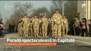 Arcul de Triumf, punctul de atracţie de De Ziua Naţională. Peste 300 de mijloace tehnice, dintre care aproximativ 50 de aeronave, au participat la paradă spectaculoasă din Capitală