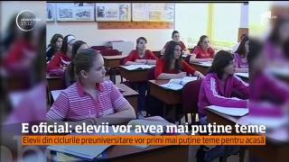 Este oficial. Elevii din ciclurile preuniversitare au scăpat de teme în vacanţe