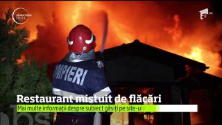 Un incendiu violent a distrus un restaurant din Buzău. Flăcările, vizibile de la câţiva kilometri