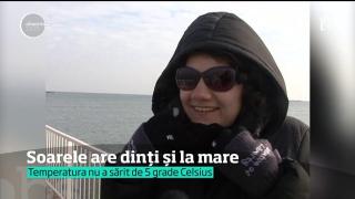 Zeci de constănțeni s-au plimbat pe faleză, în prima zi de Crăciun