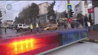Morți în intersecția lăsată fără semafor