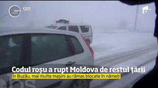 Furtuna de zăpadă a izolat Moldova de sudul şi sud-estul ţării