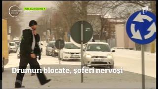 Drumuri blocate, șoferi nervoși