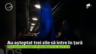 Peste o sută de români au fost captivi între nămeţi aproape trei zile, în punctul de frontieră de la Negru Vodă