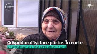 A adus muntele la mare! Un constănțean și-a făcut pârtie în curte, după valul de ninsori (VIDEO)
