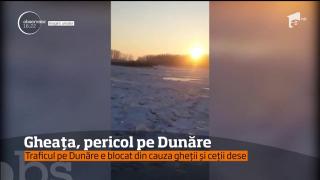 Traficul pe Dunăre e BLOCAT! Ceaţa şi blocurile mari de gheaţă au paralizat circulaţia