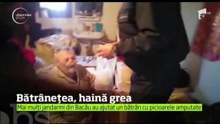 Izolat de lume şi cu picioarele amputate, un bătrân din judeţul Bacău a fost ajutat de jandarmi pentru a trece cu bine peste iarna grea