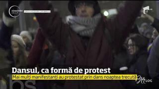 VIDEO Cel mai de succes dans al protestatarilor din Piaţa Victoriei