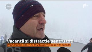 Zăpada, bucuria copiilor! Există, însă, alternative când pârtiile devin mult prea aglomerate