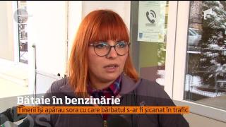 Bătaie în benzinărie! Un bărbat a ajuns la spital după ce a fost bătut de doi frați, după o şicană în trafic