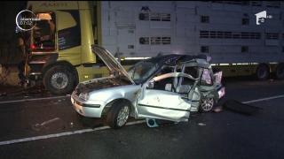 Tragedie în Mehedinţi: O maşină care mergea cu viteză a fost spulberată de un TIR