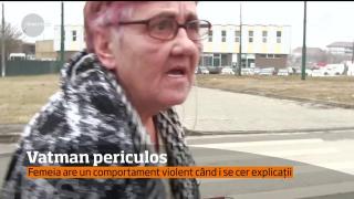 Imagini incredibile: Un vatman din Timișoara a fost filmat în timp ce conducea, vorbea la telefon și fuma