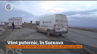 PRĂPĂD, la Suceava! Rafalele de vânt de până la 100 km/h au făcut victime şi pagube serioase
