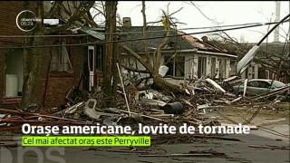 Orașe din America, lovite de TORNADE. Trei persoane şi-au pierdut viaţa, iar zeci de familii au rămas fără case