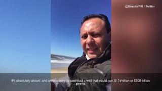 FOTO şi VIDEO: Cum a demonstrat un deputat "inutilitatea" zidului dintre SUA şi Mexic