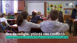 Noua programă şcolară stârneşte revoltă în rândul părinţilor! La ora de religie, copiii lor vor analiza texte din vechiul testament