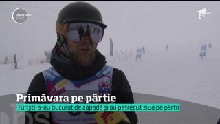 Mii de turiști au ales să-și petreacă începutul de primăvară pe pârtie