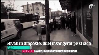 Scene de GROAZĂ, lângă Bucureşti! Un bărbat a fost filmat în timp ce se plimba cu un CUŢIT ÎN PIEPT
