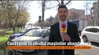 La Tg Mureş a început ridicarea maşinilor abandonate în parcări şi pe trotuar