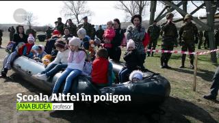 Săptămâna ŞCOALA ALTFEL: Elevii au aflat o parte din secretele vieţii de soldat de la Batalionul 307 de Infanterie Marină