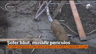 Accident NEOBIŞNUIT, la Botoşani. Un bărbat se pregătea să-şi parcheze maşina în curtea casei sale, când altcineva i-a luat-o inainte! (VIDEO)