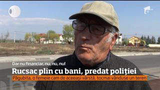 EXEMPLU DE OMENIE la Vrancea. Un bărbat de 78 de ani i-a înapoiat unei femei un ghiozdan plin cu bani