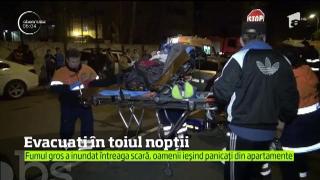 Panică în Brăila: Boxa unui bloc a fost INCENDIATĂ