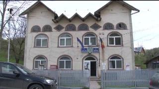 Ca la noi, la nimeni! Primarul s-a certat cu contabila şi a trimis o scrisoare la ITM. Inspectorii nu au crezut că pot primi aşa ceva