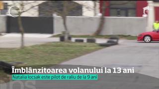 PERFORMANŢĂ la numai 13 ani: O fetiţă a renunţat să se joace cu păpuşile şi face spectacol pe pista de raliu