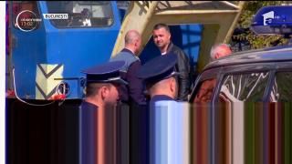 Sfârşit groaznic, la locul de muncă. Un bărbat a murit strivit de un container de zeci de tone (VIDEO)