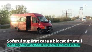 SCANDAL PE ŞOSEA! Un şofer de microbuz a blocat un sens de mers la Constanţa, nemulţumit că a fost amendat