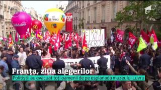 Zi decisivă în Hexagon! Franţa îşi alege preşedintele, iar oamenii au ieşit în număr mare la vot