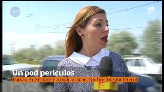 Trafic de coşmar pentru şoferii care trec Podul Năvodari! Gropile din asfalt blochează des circulaţia în zonă