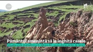 Pământul ameninţă SĂ LE ÎNGHITĂ CASELE oamenilor din comuna vasluiană Voineşti!