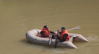 IPOTEZĂ-ȘOC în cazul tânărului mort la Timișoara, care s-a aruncat în râul Bega de frica unor bătăuși.  Se vorbește despre SINUCIDERE