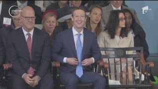 La 12 ani după ce a renunțat la facultate, Mark Zuckerberg s-a reîntors la Harvard