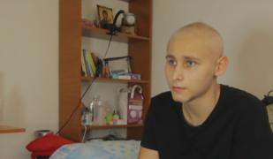 Vreau să ajut! Andrei, un tânăr de liceu, luptă cu cancerul, după un diagnostic greșit!
