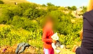 MAMĂ FĂRĂ SUFLET! Şi-a crescut copila de 14 ani cu IARBĂ şi BĂTAIE: "I-am mai tras! Dar nu ca să-i dau cu parul, s-o omor"