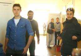 Cine angajează elevi şi studenţi pe timpul vacanţei de vară primeşte bani de la stat