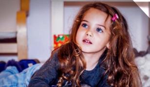 O campanie IMPRESIONANTĂ pe internet e aproape să salveze o fetiţă de doar patru ani, care are cancer la rinichi! Românii au donat 80.000 de euro într-o zi