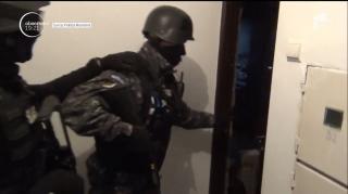 Poliţia, în alertă! Comerțul ILEGAL de medicamente pe internet dezvoltă afaceri de MILIOANE DE EURO!