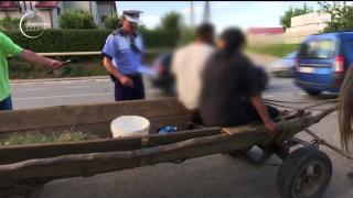 Rupt de beat, un căruţaş a făcut spectacol pe un drum european, la Podul Iloaiei