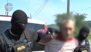 ULUITOR! Paznicul asasin din Neamţ şi-a ucis mama pentru că L-AR FI TRIMIS LA MUNCĂ!